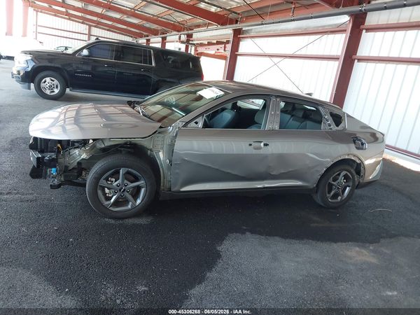 2025 KIA K4 LXS