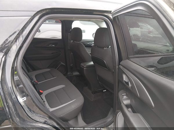 2024 CHEVROLET TRAILBLAZER FWD LT — I8