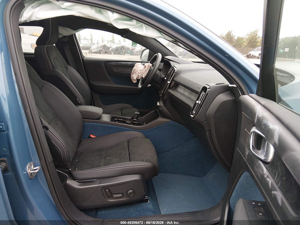 2023 VOLVO C40 RECHARGE PURE ELECTRIC TWIN ULTIMATE