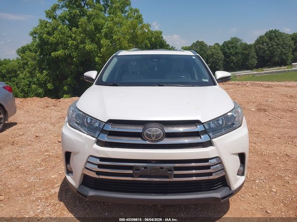 2018 TOYOTA HIGHLANDER LIMITED PLATINUM