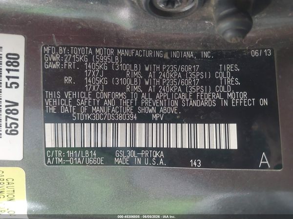 2013 TOYOTA SIENNA XLE V6 8 PASSENGER