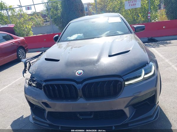 2022 BMW M5