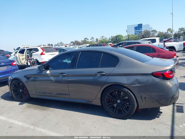 2022 BMW M5