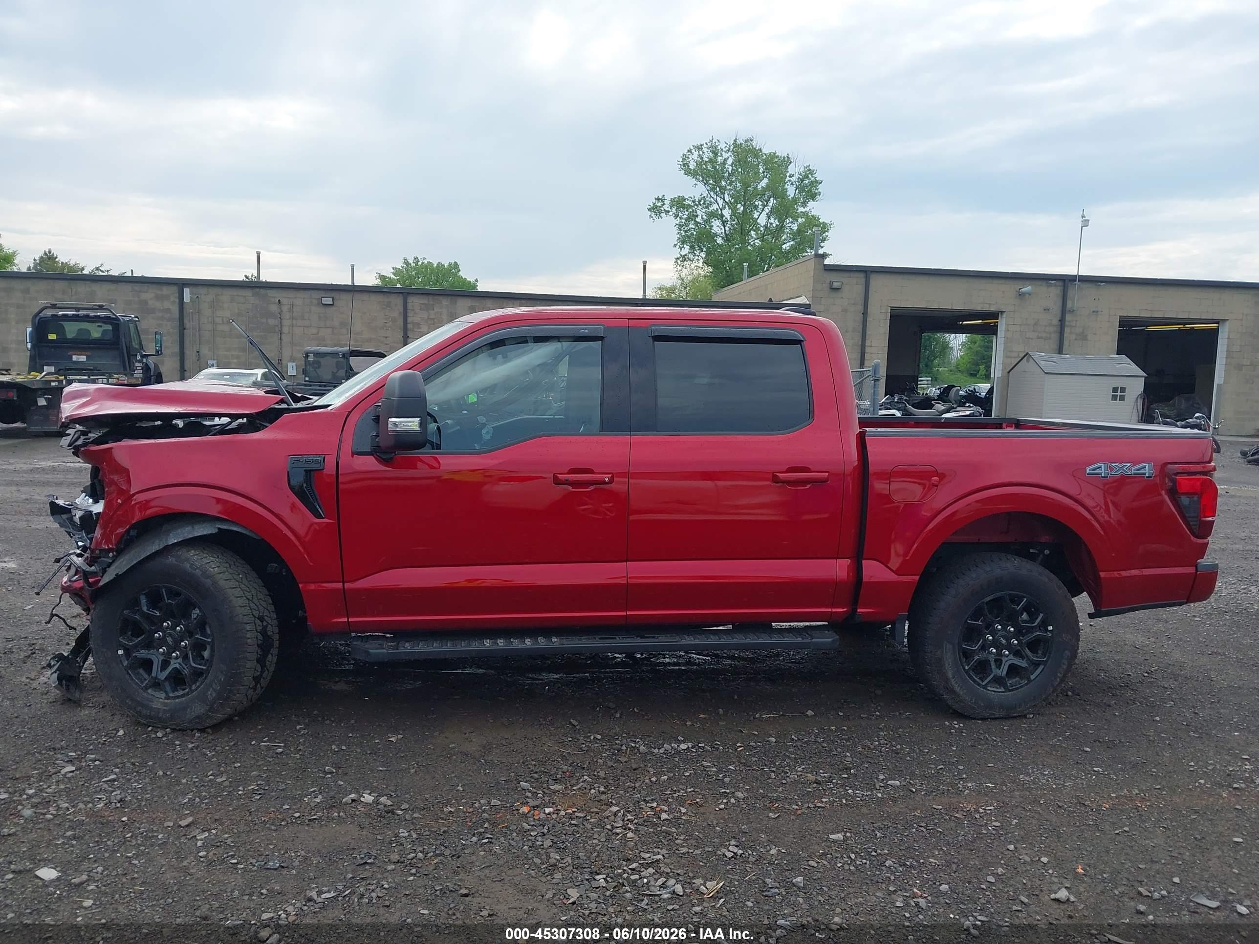 2025 FORD F-150 XLT