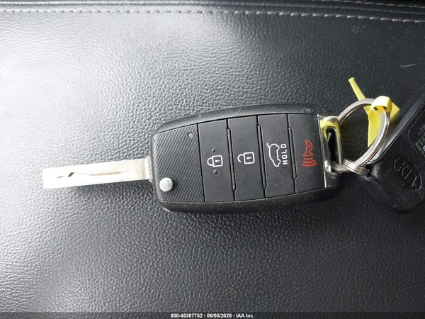 2018 KIA SORENTO 2.4L LX