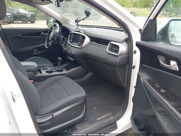 2018 KIA SORENTO 2.4L LX