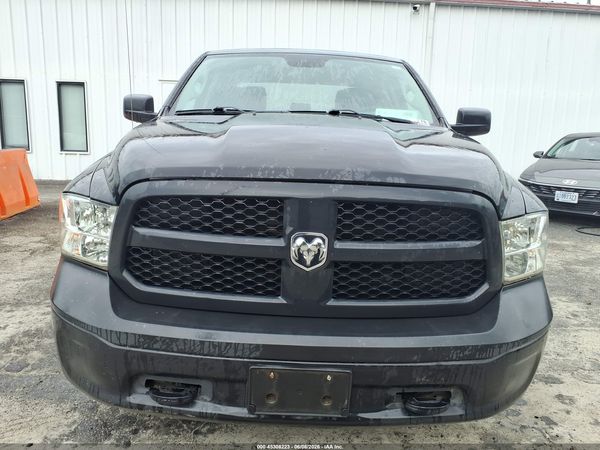 2019 RAM 1500 CLASSIC TRADESMAN  4X4 5'7 BOX