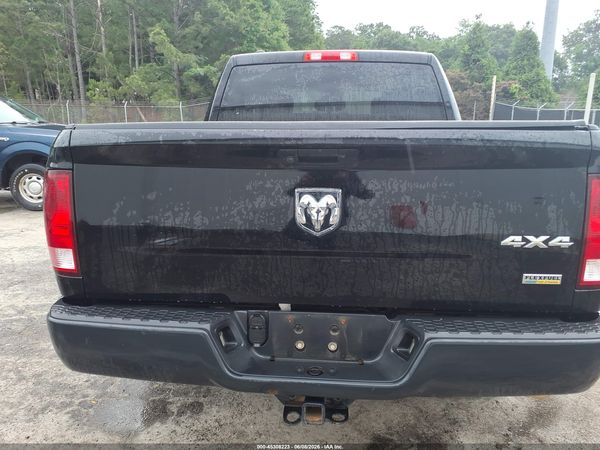 2019 RAM 1500 CLASSIC TRADESMAN  4X4 5'7 BOX