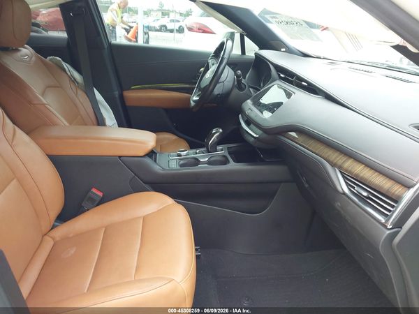 2019 CADILLAC XT4 PREMIUM LUXURY