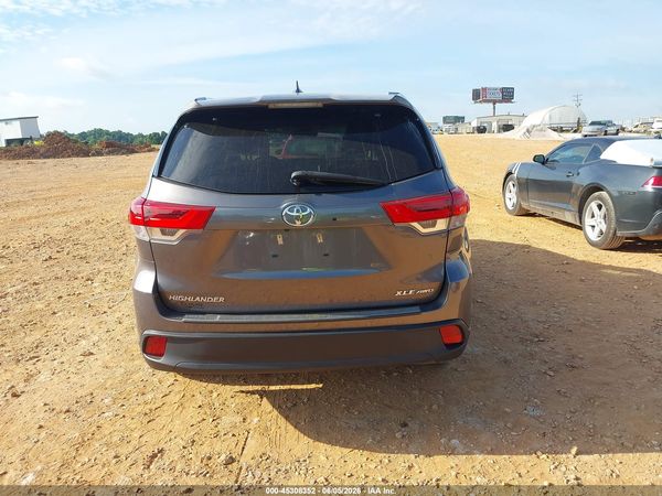 2019 TOYOTA HIGHLANDER XLE