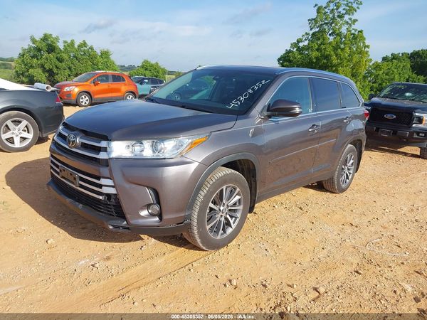 2019 TOYOTA HIGHLANDER XLE