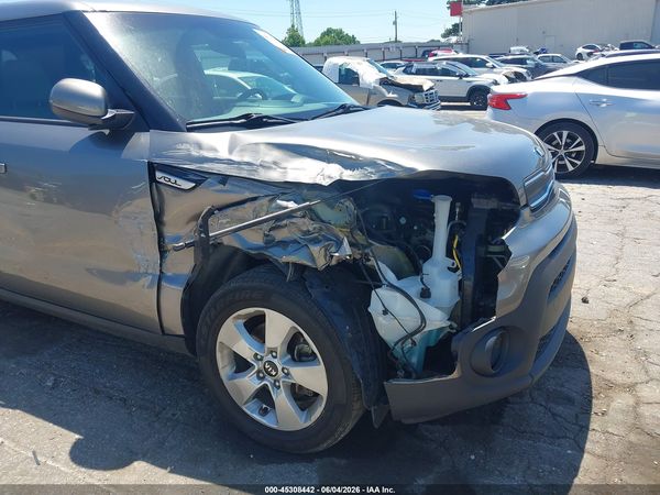 2018 KIA SOUL Base