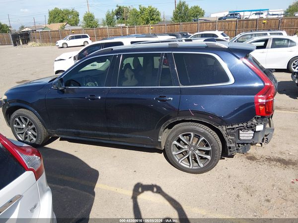 2017 VOLVO XC90 T6 MOMENTUM