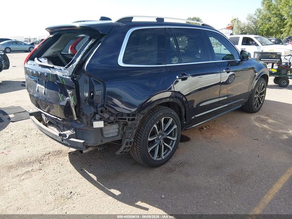 2017 VOLVO XC90 T6 MOMENTUM