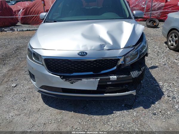 2018 KIA SEDONA LX