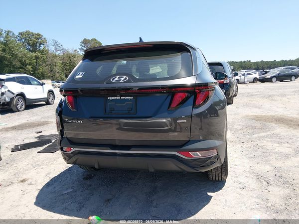 2022 HYUNDAI TUCSON SE