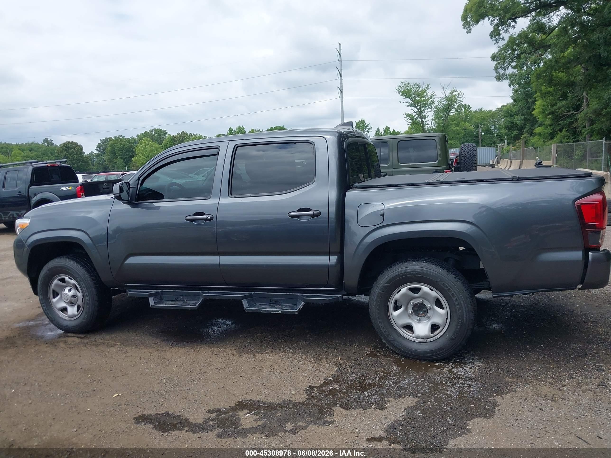 2023 TOYOTA TACOMA SR V6