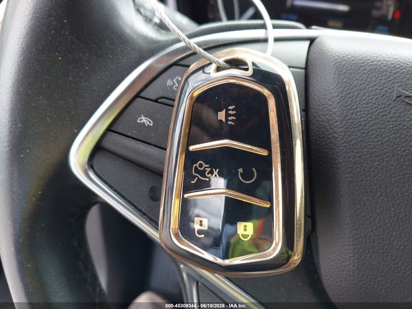 2018 CADILLAC XT5 STANDARD