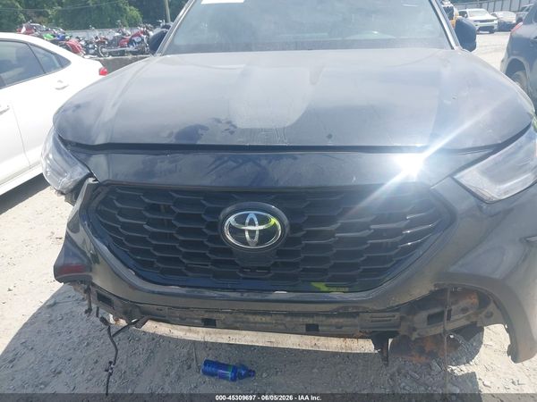 2021 TOYOTA HIGHLANDER XSE