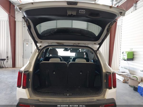 2023 KIA SORENTO X-LINE EX