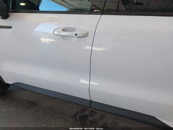 2023 KIA SORENTO X-LINE EX