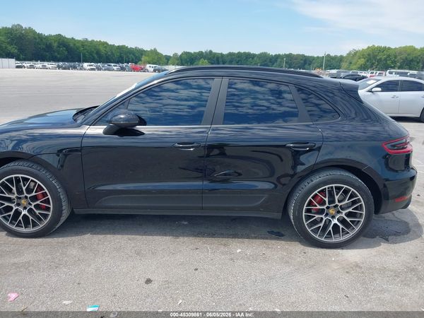 2018 PORSCHE MACAN SPORT EDITION