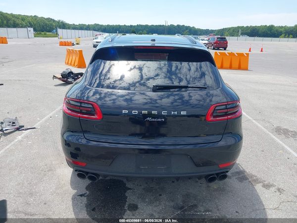 2018 PORSCHE MACAN SPORT EDITION