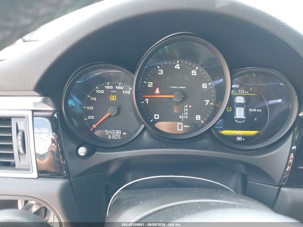 2018 PORSCHE MACAN SPORT EDITION