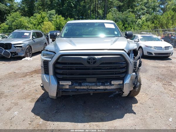 2024 TOYOTA TUNDRA SR5