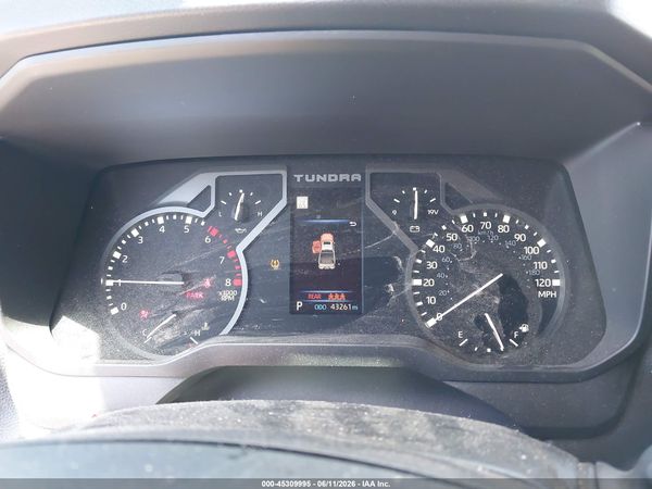 2024 TOYOTA TUNDRA SR5