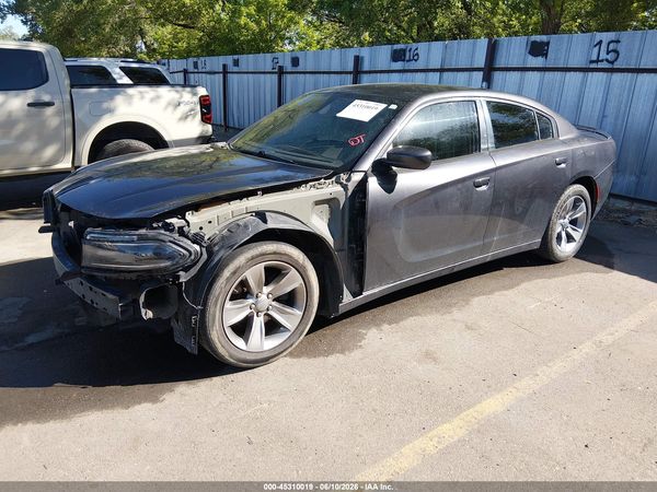 2016 DODGE CHARGER SE