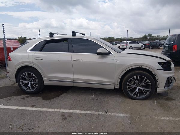 2021 AUDI Q8