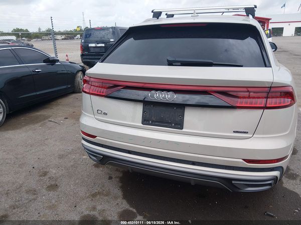 2021 AUDI Q8