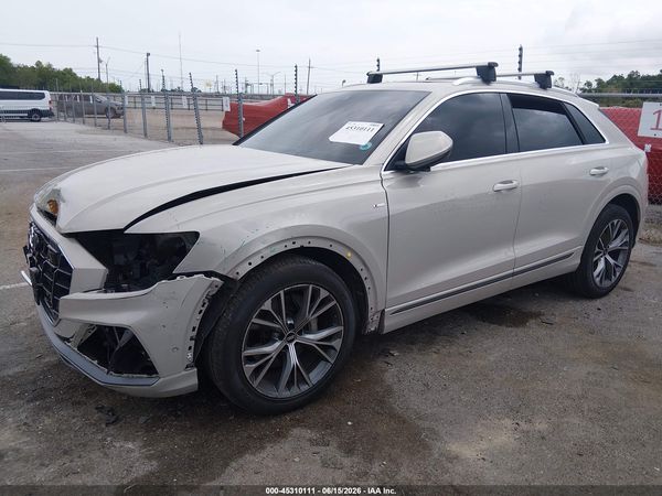2021 AUDI Q8