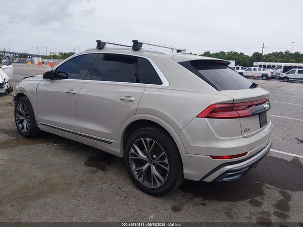 2021 AUDI Q8