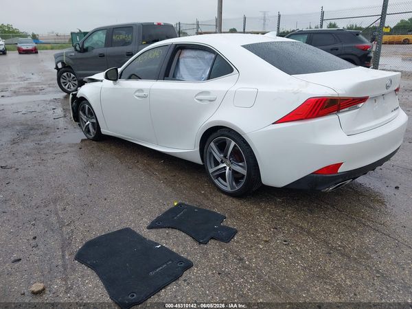 2019 LEXUS IS 300