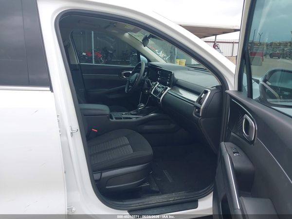 2023 KIA SORENTO LX