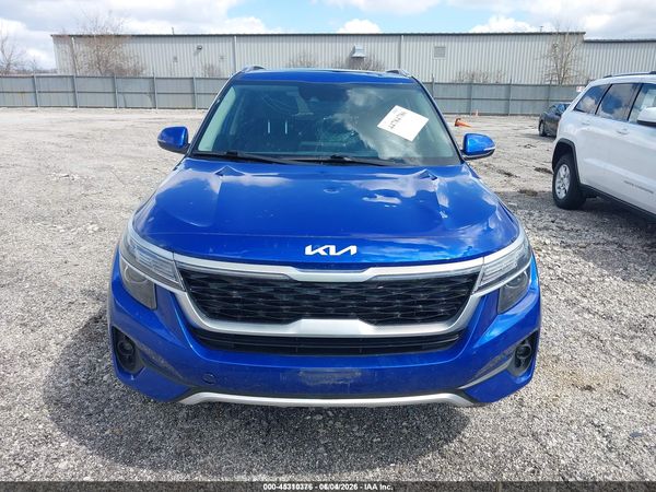 2022 KIA SELTOS EX