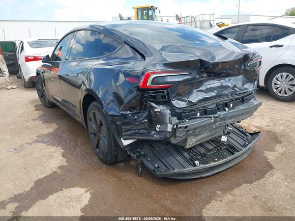 2025 TESLA MODEL 3