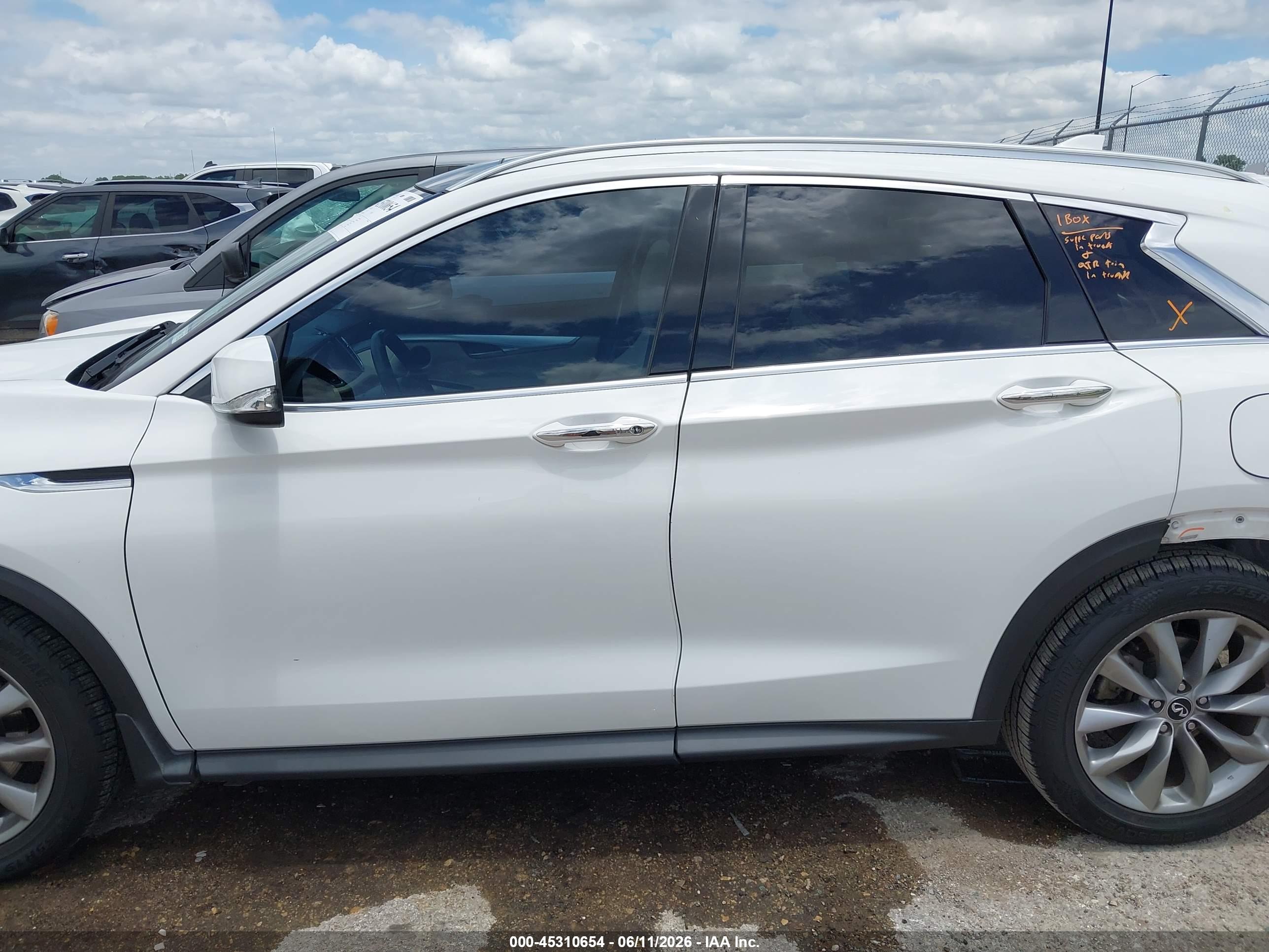 2019 INFINITI QX50 LUXE