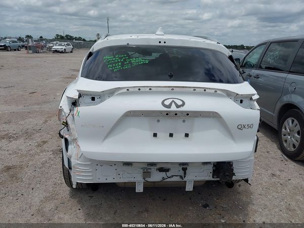 2019 INFINITI QX50 LUXE