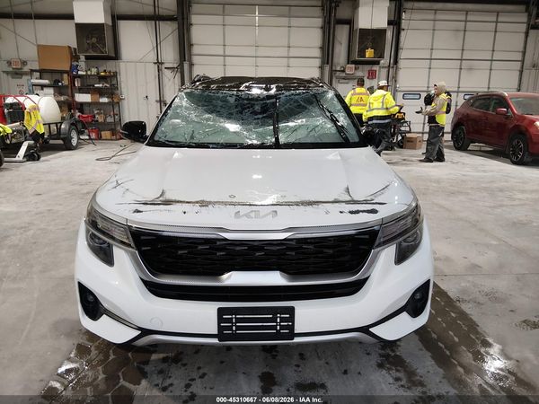 2022 KIA SELTOS S