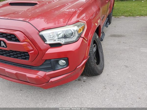 2016 TOYOTA TACOMA