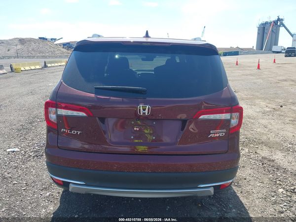 2022 HONDA PILOT AWD TOURING 8 PASSENGER