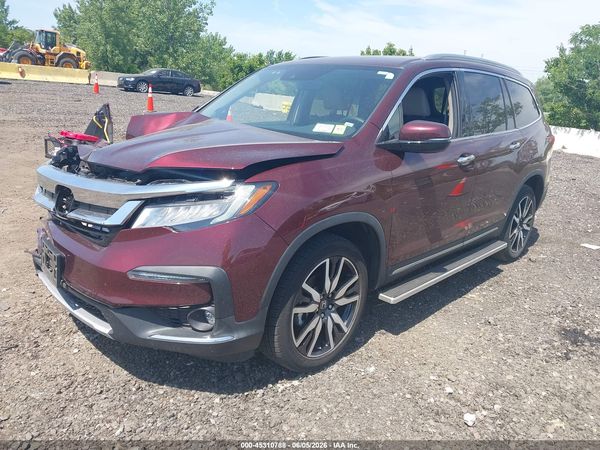 2022 HONDA PILOT AWD TOURING 8 PASSENGER