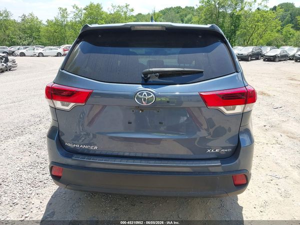2019 TOYOTA HIGHLANDER XLE