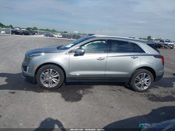 2023 CADILLAC XT5
