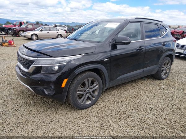 2021 KIA SELTOS S