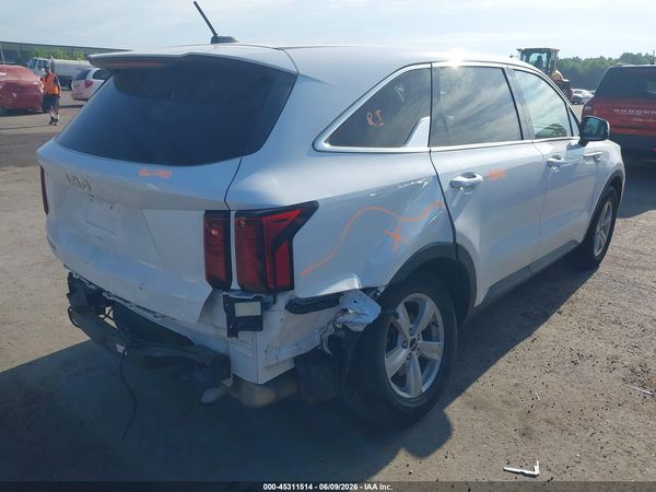 2023 KIA SORENTO LX