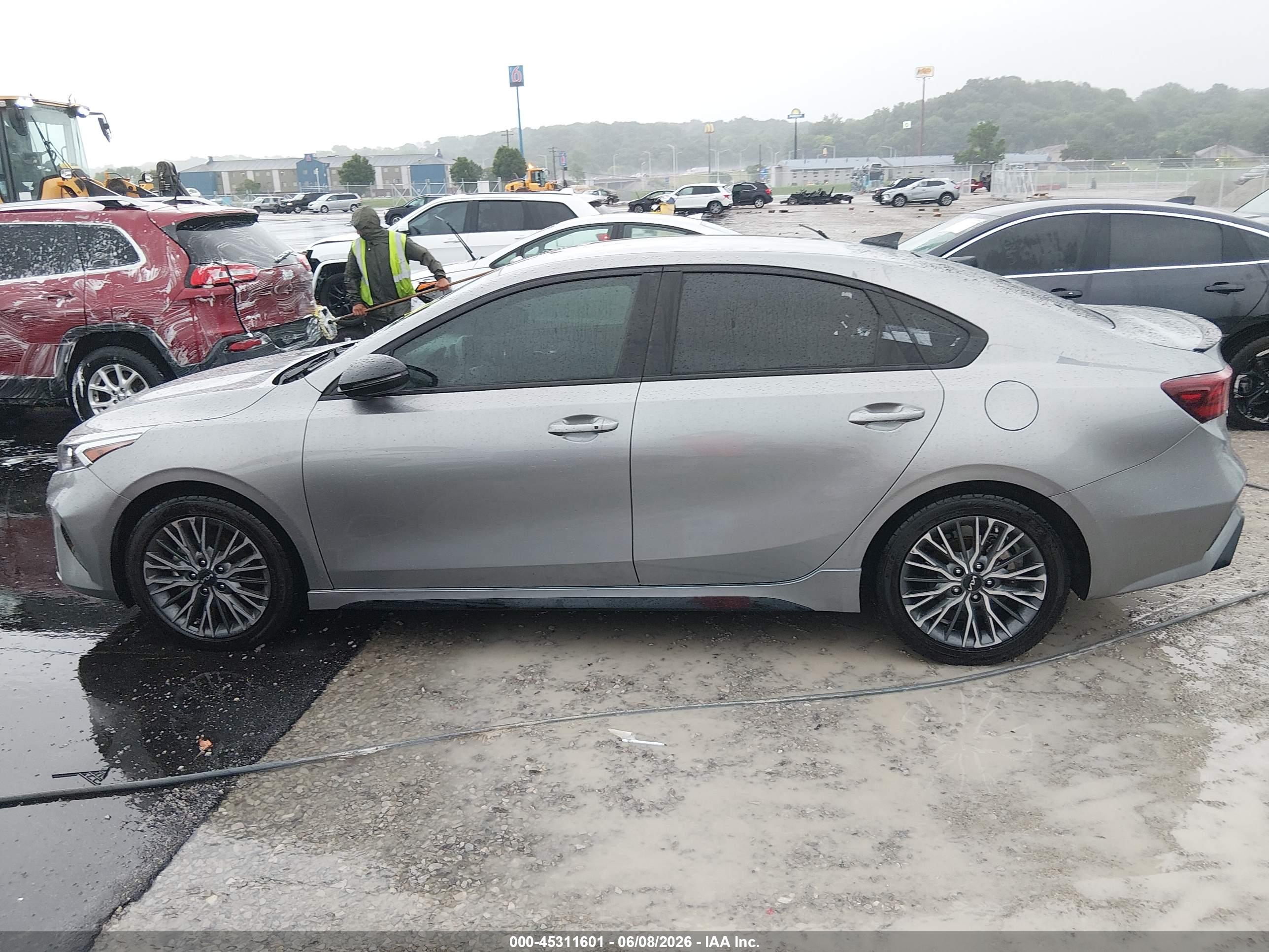 2023 KIA FORTE GT-LINE